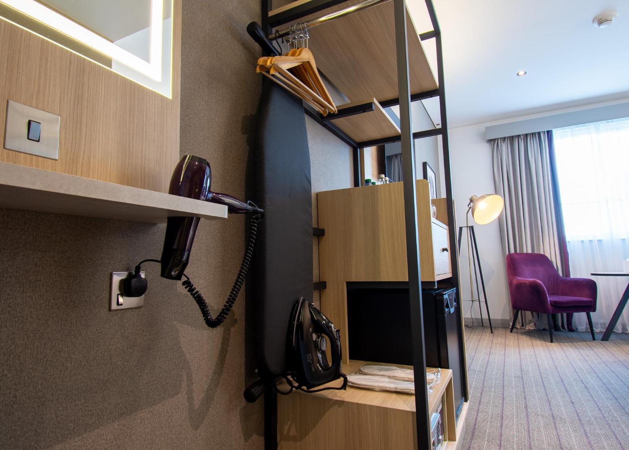 Premier Inn Dubai International Airport Exterior foto